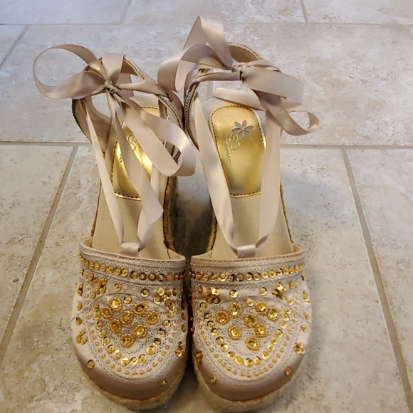 Wedges - Picture 3 of 5